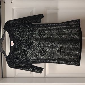 LulaRoe Velvet Elegant Gigi, Size Medium